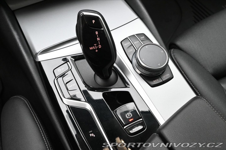 BMW 5 3,0 530d 210 kW AT8 LED Z 2020