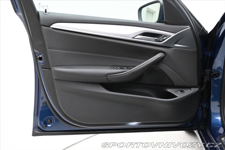 BMW 5 3,0 530d 210 kW AT8 LED Z 2020