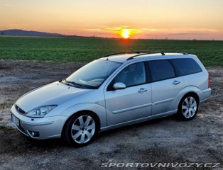 Ford Focus ST  2002