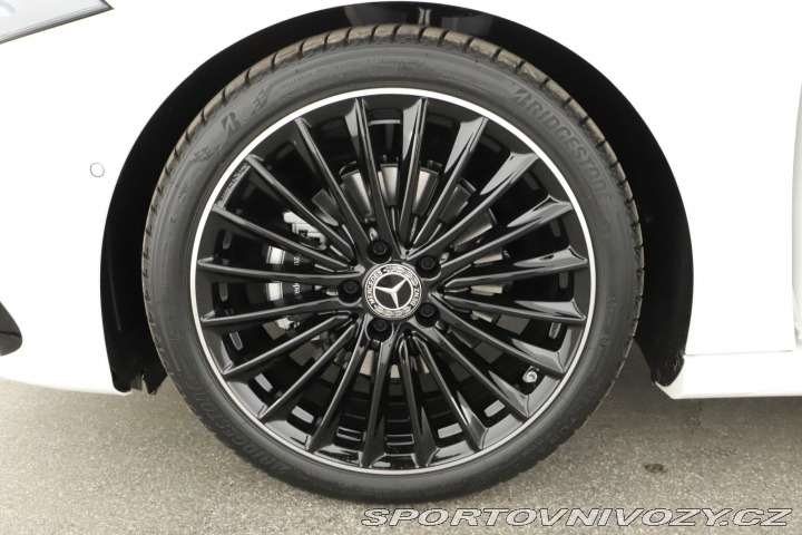 Mercedes-Benz A AMG Line A 200 2025
