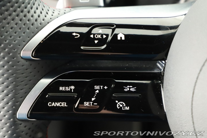 Mercedes-Benz A AMG Line A 200 2025