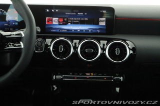 Mercedes-Benz A AMG Line A 200 2025