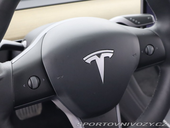 Tesla Model Y Long Range AWD 79kWh 2022