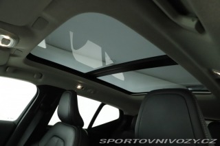 Volvo Ostatní modely XC40  T5 Recharge 2021