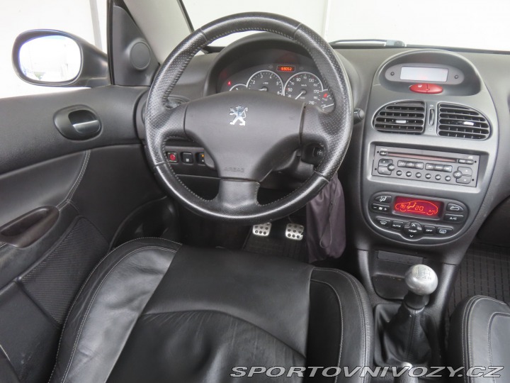 Peugeot 206 1.6 16V 2006