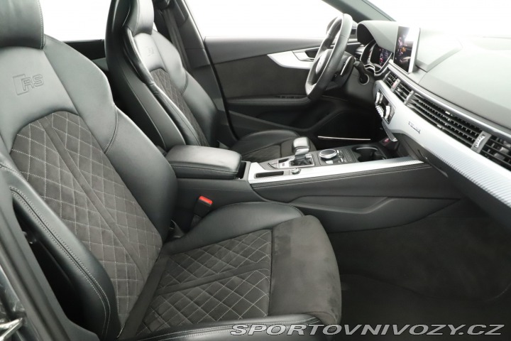 Audi RS4 V6 Biturbo 2019