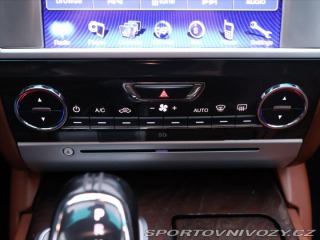 Maserati Quattroporte 3,0 D 202 kW Kamera DPH 2015