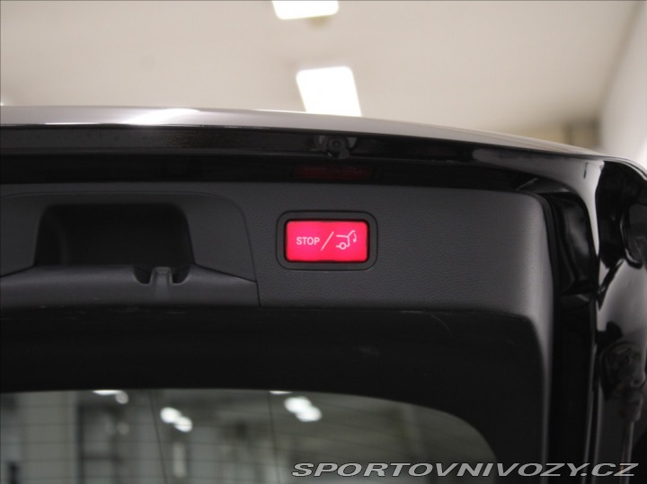 Mercedes-Benz Ostatní modely GLC 3,0 350D 4M.AMG TZ Akční 2017