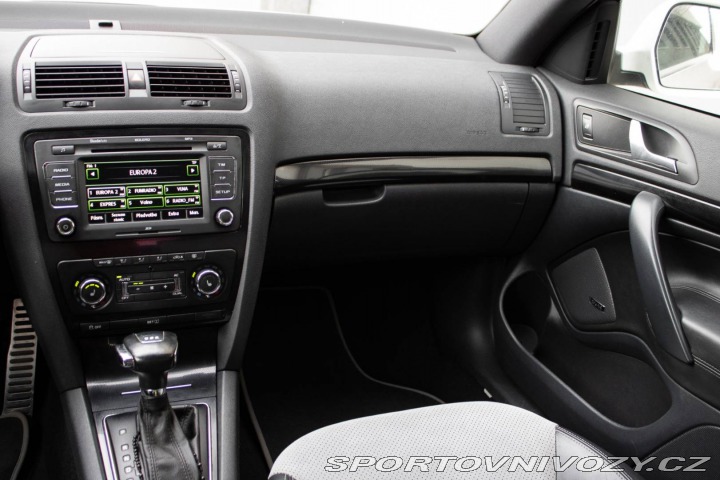 Škoda Octavia RS 2.0 TDI CR DPF RS DSG 2012