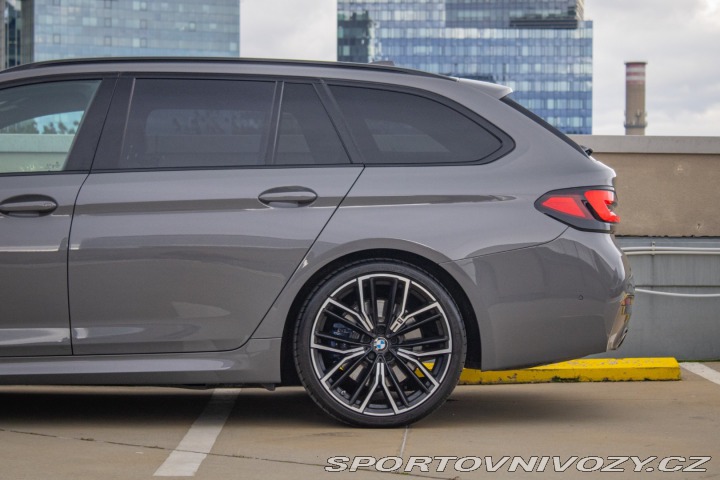 BMW 5 Touring 530d mHEV xDrive 2022