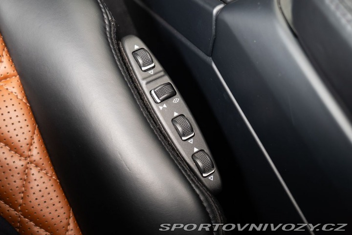 Mercedes-Benz Ostatní modely Třídy G HarmanKardon/Vyhřívaná/Ve 1800