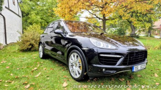 Porsche Cayenne Turbo 2011
