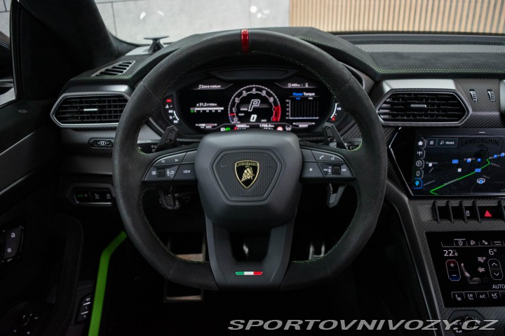 Lamborghini Urus *REZERVACE* 2023