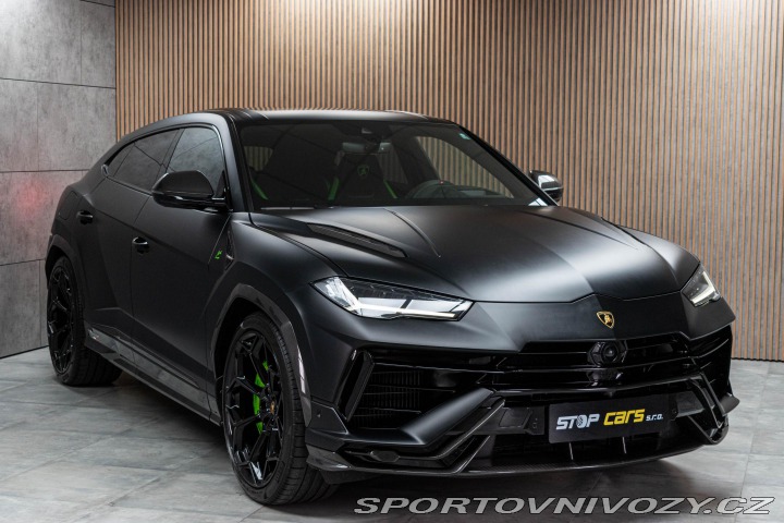 Lamborghini Urus *REZERVACE* 2023