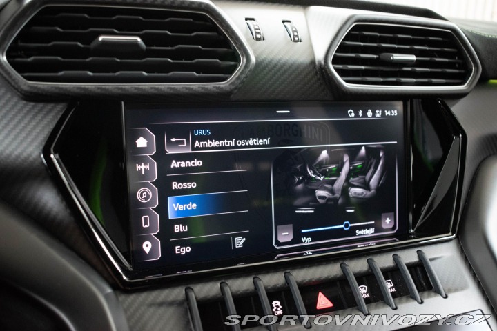 Lamborghini Urus *REZERVACE* 2023