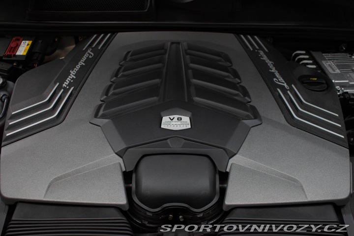 Lamborghini Urus *REZERVACE* 2023
