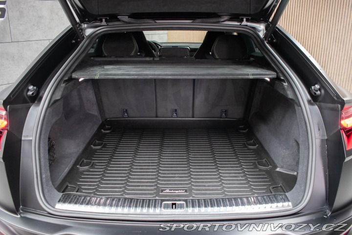 Lamborghini Urus *REZERVACE* 2023