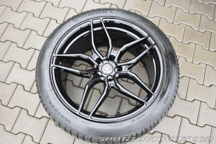 Lamborghini Urus *REZERVACE* 2023