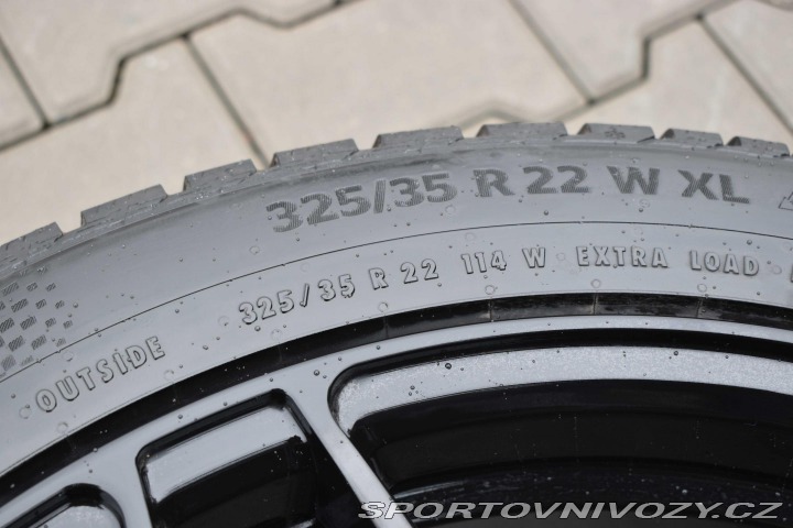 Lamborghini Urus *REZERVACE* 2023