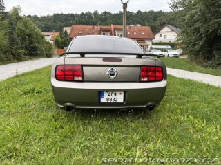 Ford Mustang Ford Mustang 4,6 GT 2005
