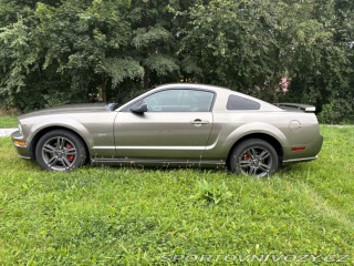 Ford Mustang Ford Mustang 4,6 GT 2005