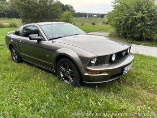 Ford Mustang Ford Mustang 4,6 GT 2005