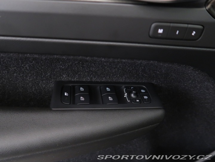 Volvo Ostatní modely XC40 Inscription T5 AWD Polest 2019
