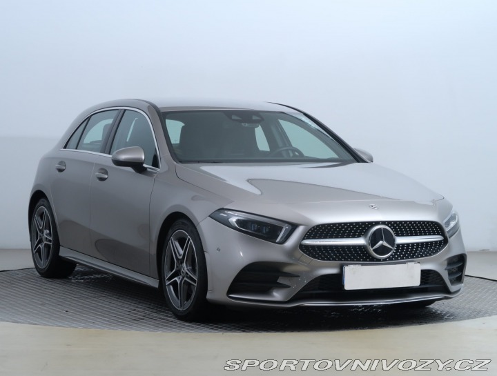Mercedes-Benz A AMG line A 200 d 2021