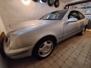 Mercedes-Benz CLK 2,3   230 KOMPRESSOR
