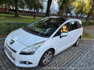 Peugeot Ostatní modely 5008 2,0 HDi Automat 1800