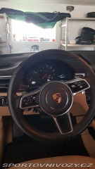 Porsche Macan  2021