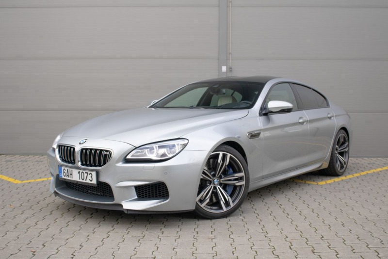 BMW M6 100% TOP STAV, NEBOURANÉ