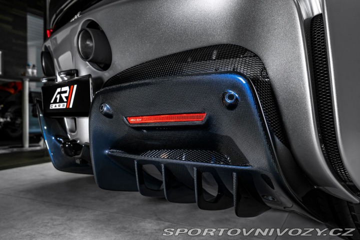 Ferrari SF90 Spider 1800