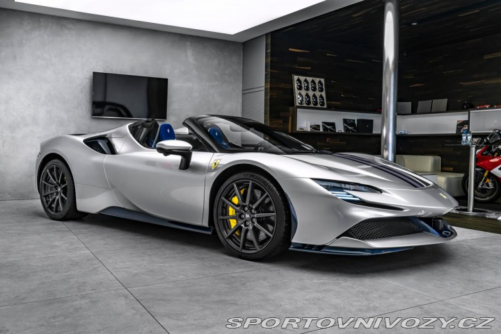 Ferrari SF90 Spider 2025