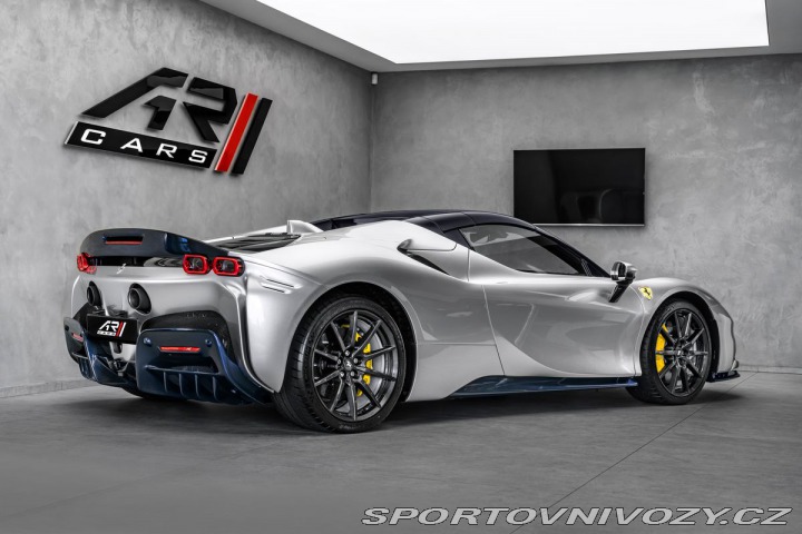 Ferrari SF90 Spider 1800