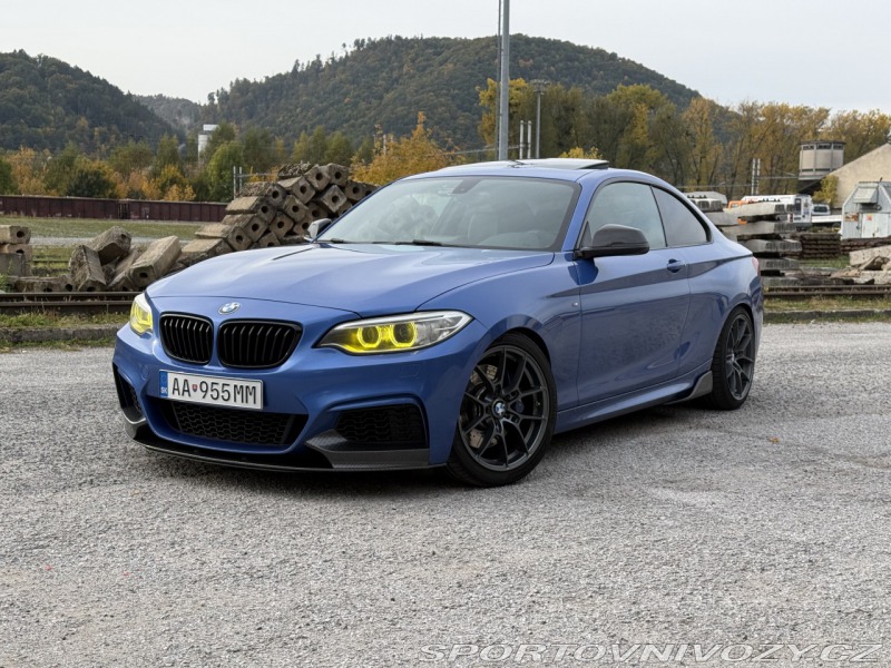 BMW 2 M235i