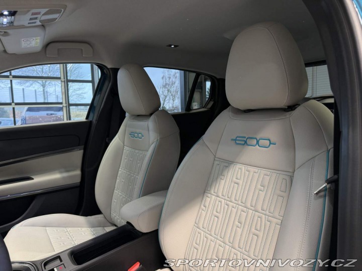 Fiat 600 La Prima 1.2 Turbo Hybrid 2025