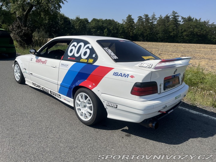 BMW 3 E36 318is 1992