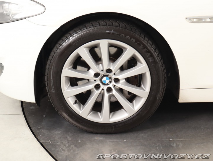 BMW 5 530i 2012