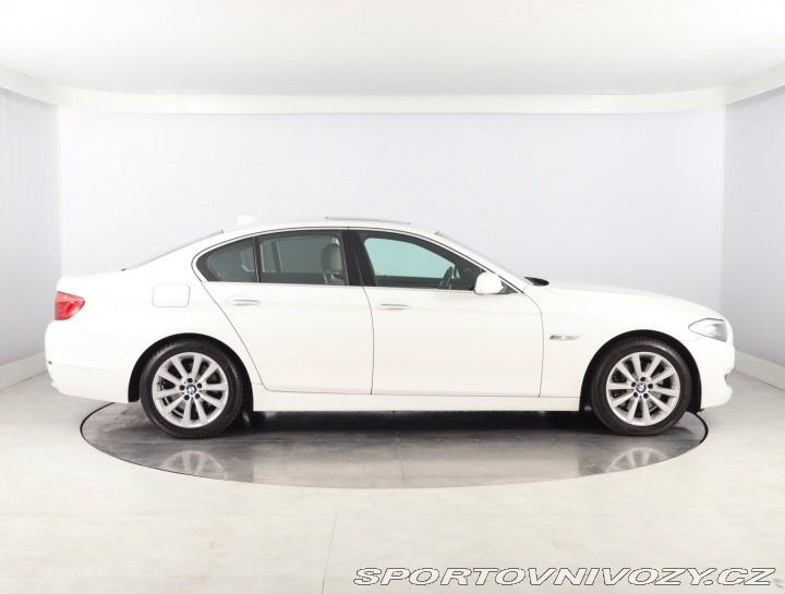 BMW 5 530i 2012