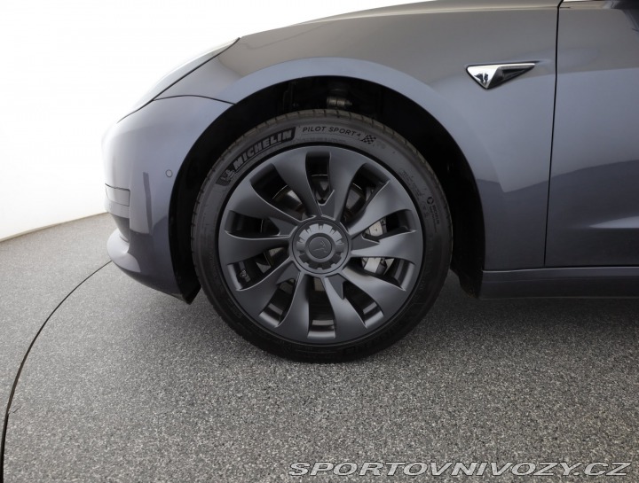 Tesla Model 3 Std Range Plus 52kWh 2019