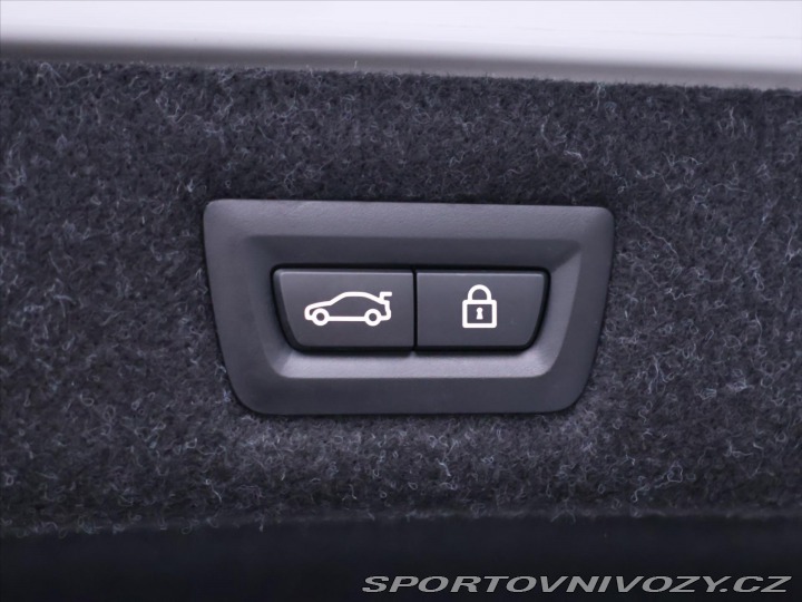 BMW 5 4,4 M550i xDrive 390kW 2022