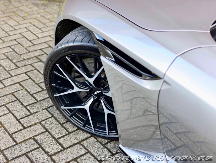 Aston Martin DB12 Coupé 4.0 V8 500KW | Alu 2023