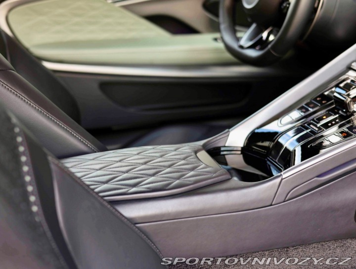 Aston Martin DB12 Coupé 4.0 V8 500KW | Alu 2023