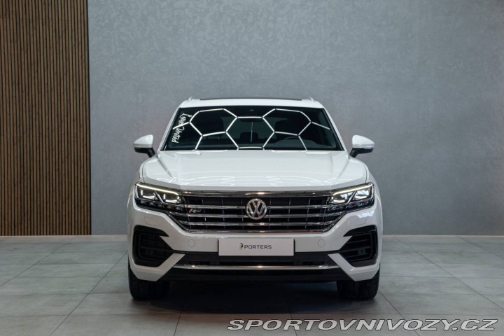 Volkswagen Ostatní modely Touareg 3.0 V6 TDI SCR 286k R-Li 2018