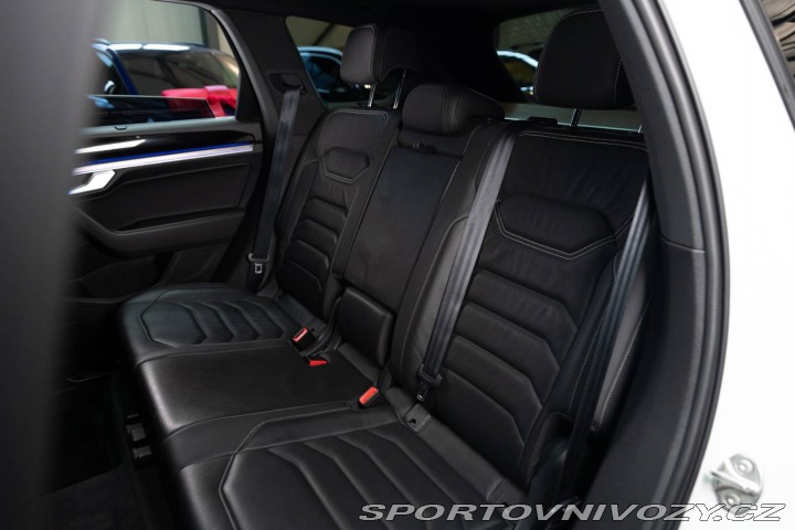 Volkswagen Ostatní modely Touareg 3.0 V6 TDI SCR 286k R-Li 2018