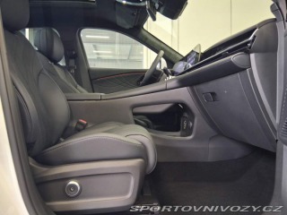 Ostatní značky Ostatní modely Omoda 9 Premium 1.5t GDI SHS AWD 2025