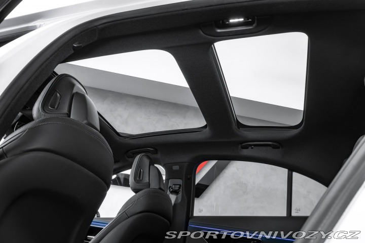 Mercedes-Benz E E 450 4M Avantagarde Adva 2024