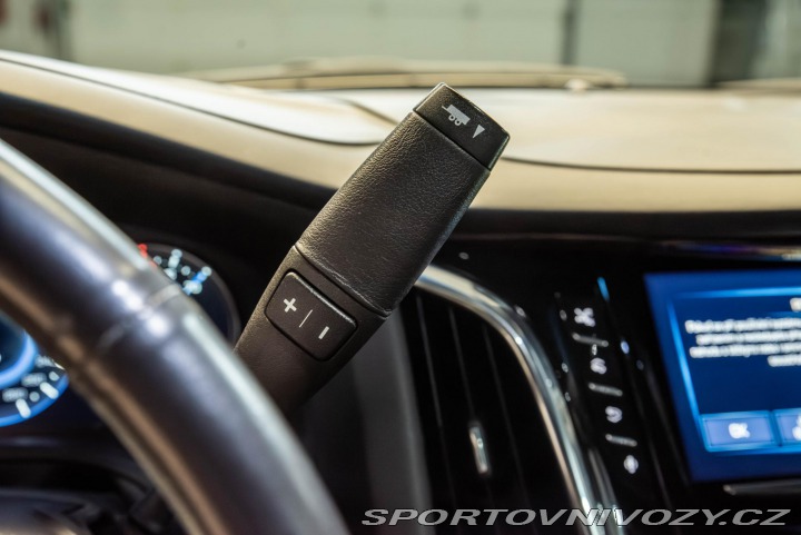 Ostatní značky Ostatní modely Cadillac Escalade 6.2 V8 AWD PLATINUM EU VE 2016