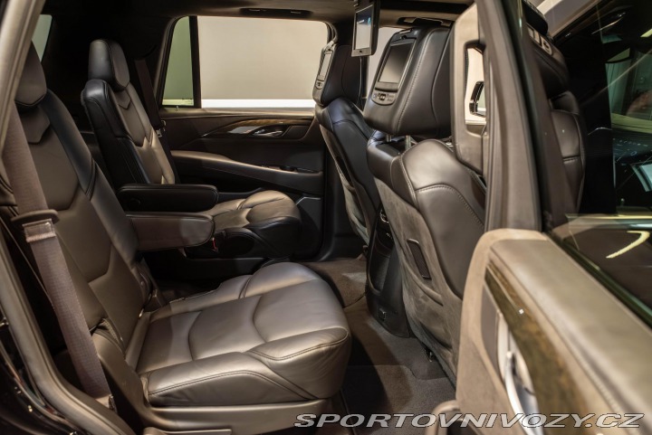 Ostatní značky Ostatní modely Cadillac Escalade 6.2 V8 AWD PLATINUM EU VE 2016